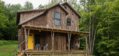Exterior of rustic saltbox in Fayston, Vermont